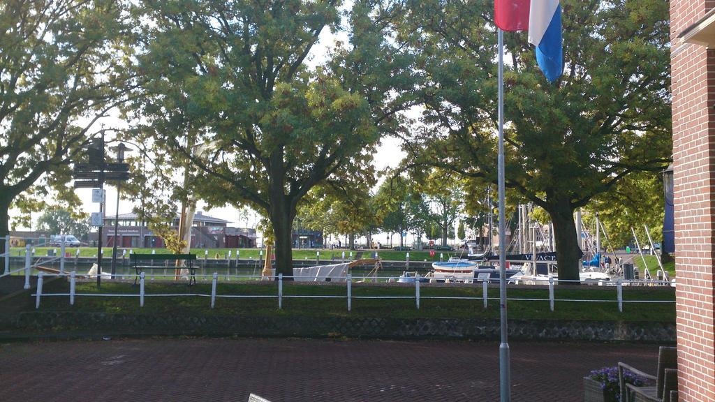 Herberg De Compagnie Enkhuizen Exterior foto